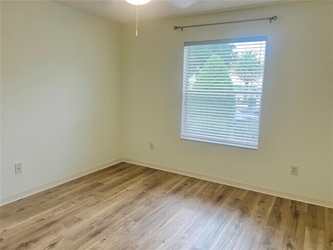 Building Photo - 1704 Lisette Way