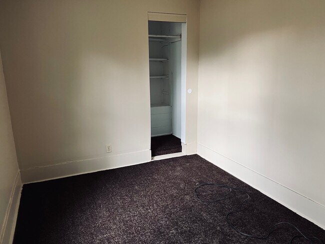 Building Photo - 1110 Franklin Ave