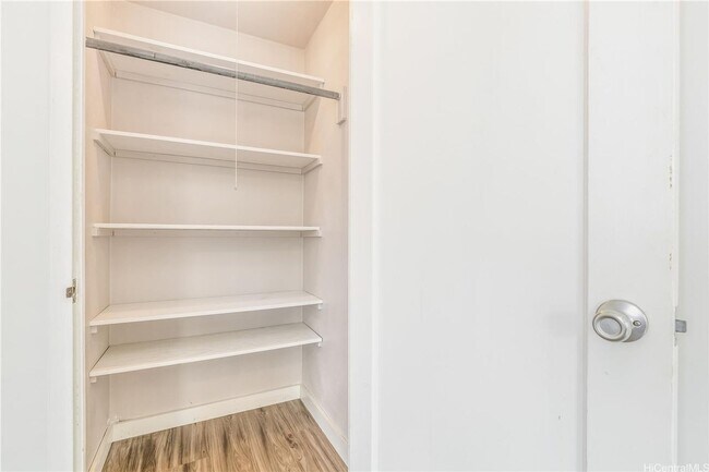 Building Photo - 2813 Puumele Pl