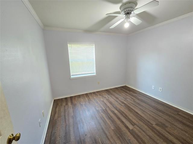 Building Photo - 610 Edelweiss Dr