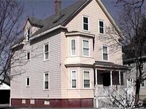 Building Photo - 74 Robinson St