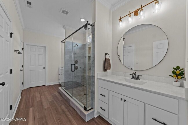 Building Photo - 515 Workhorse Ln