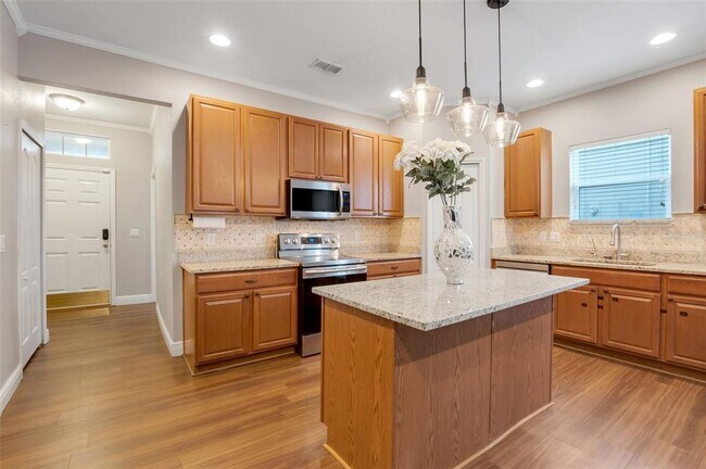 Building Photo - 1125 Democracy Dr