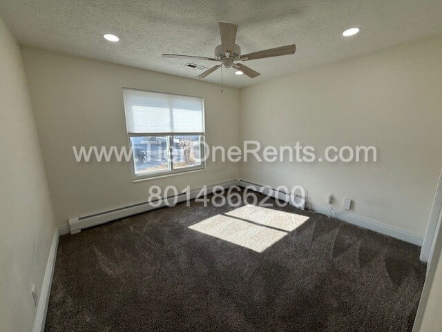 Building Photo - NO DEPOSIT option available for qualified ...