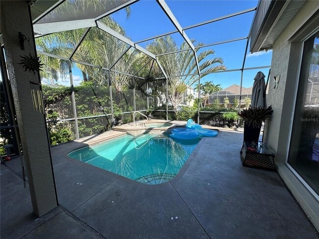 Building Photo - 4727 Spinnaker Dr