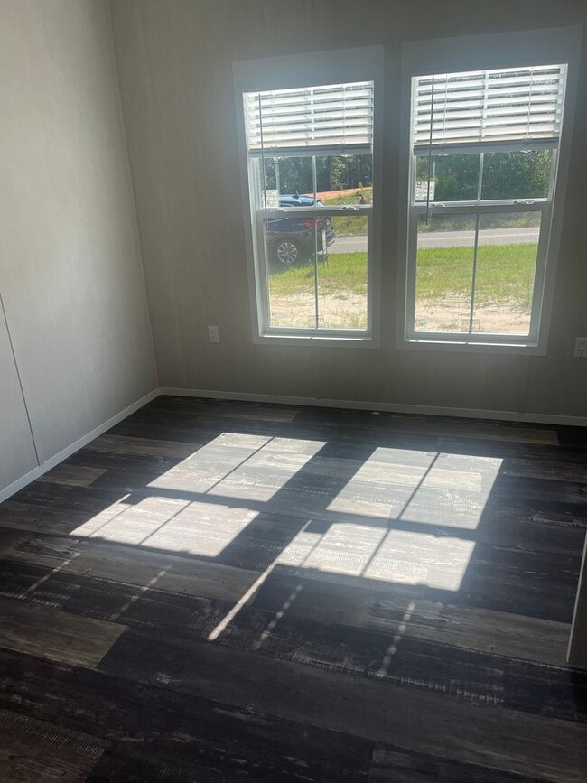 Building Photo - 291 Brookside Dr