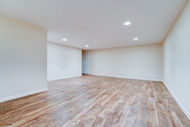Building Photo - 236 Brown Bear Crossing