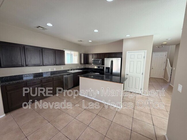 Building Photo - 4320 Laguna Garden Ave
