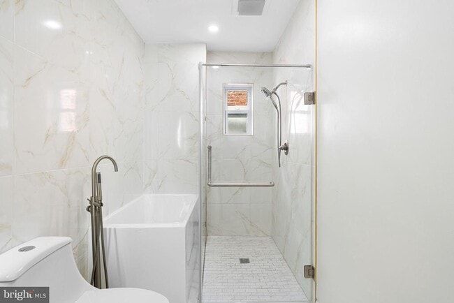 Building Photo - 29 N 54th St