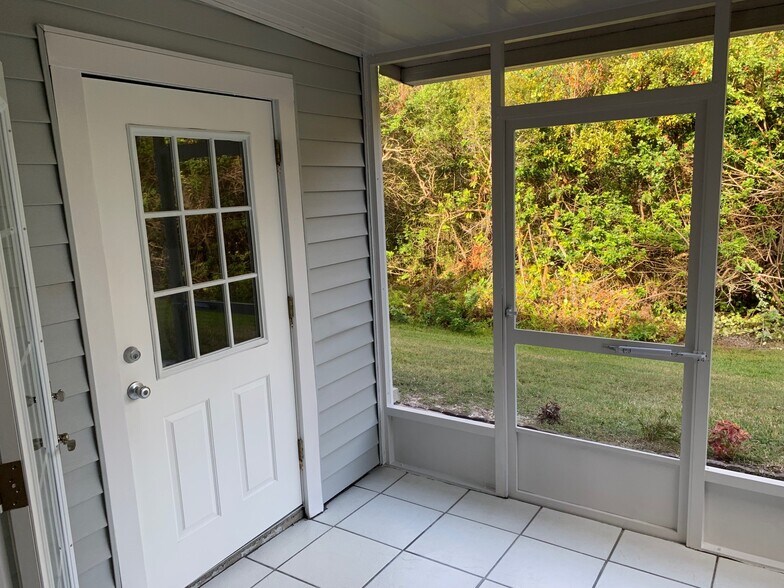 Building Photo - 2171 Fox Chase Blvd