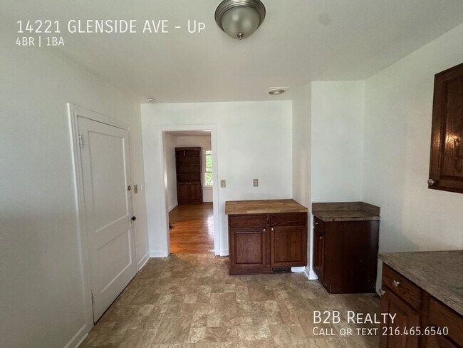 Building Photo - 14221 Glenside Rd