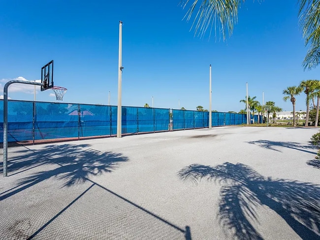 Building Photo - Stunning 2/1 available now at Waterside at Coqunia Key!