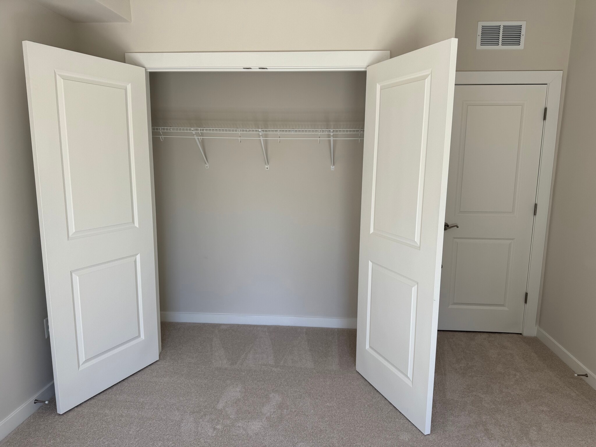 Bedroom #3 closet - 13622 Innovation Station Loop