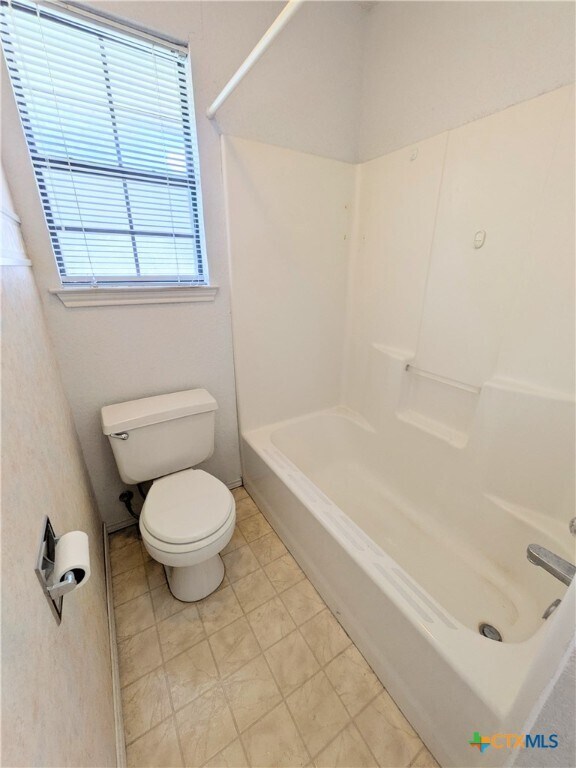 Building Photo - 1428 Devin Dr