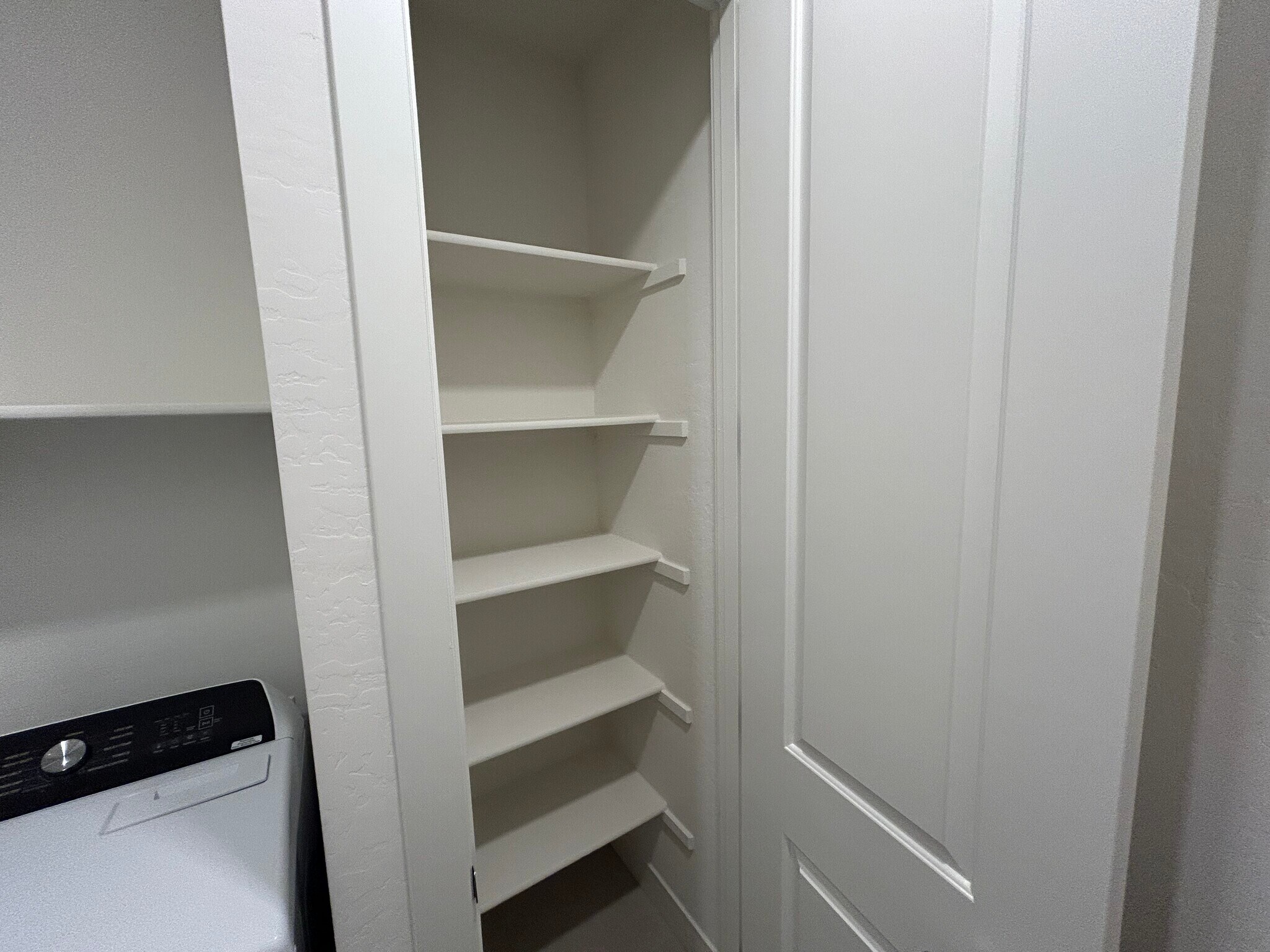 Building Photo - 2121 W Sonoran Desert Dr