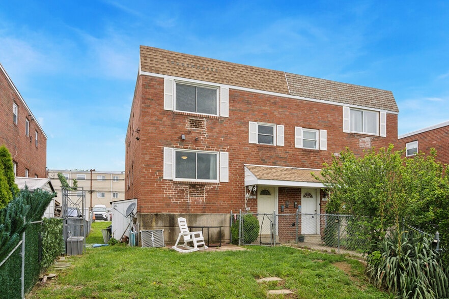 Primary Photo - 9424 Kirkwood Rd