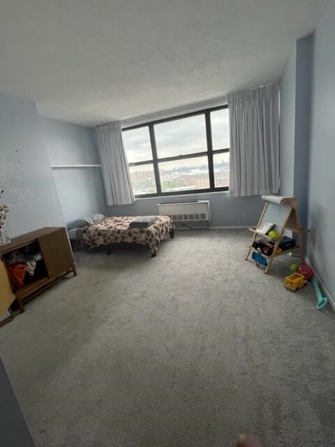 Building Photo - 7004 Boulevard E