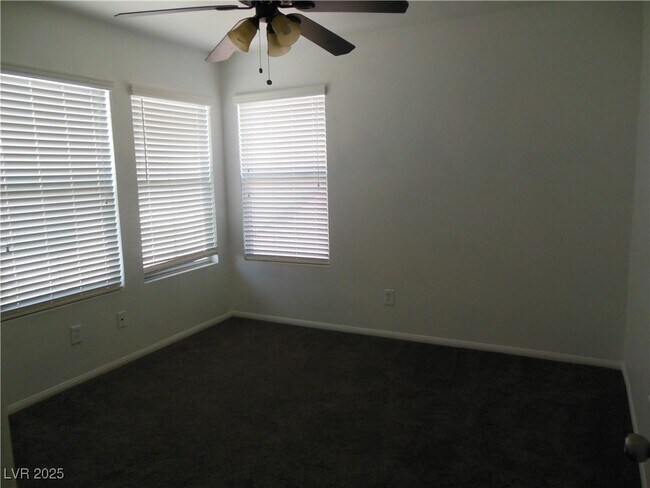 Building Photo - 2516 Chenault Cir