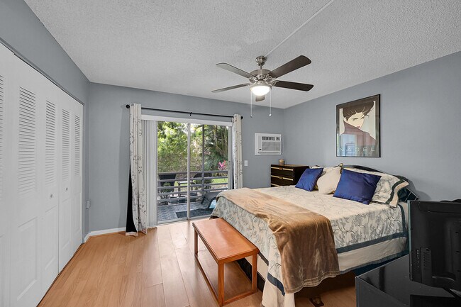 Building Photo - 371 Durham Cir