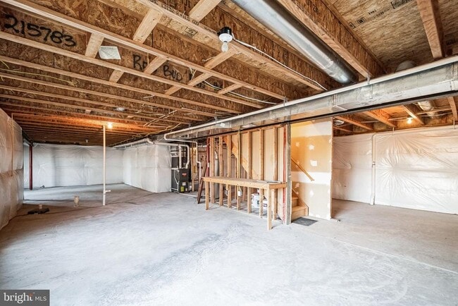 Building Photo - 215 Kemper Ct