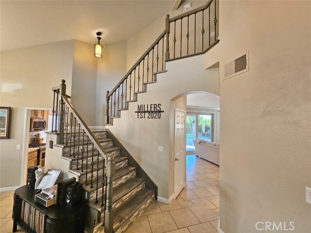 Building Photo - 39620 Glenwood Ct