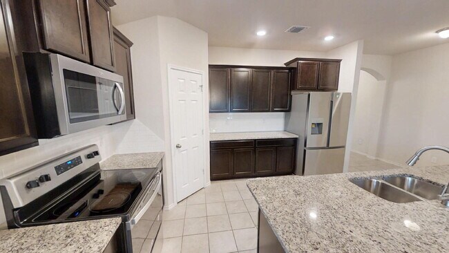 Building Photo - "Charming 4-Bed Home in Copperas Cove with...