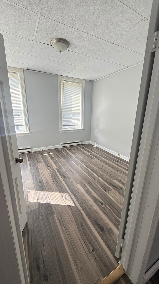 Building Photo - 15 LLC- 21-27 Durand St.