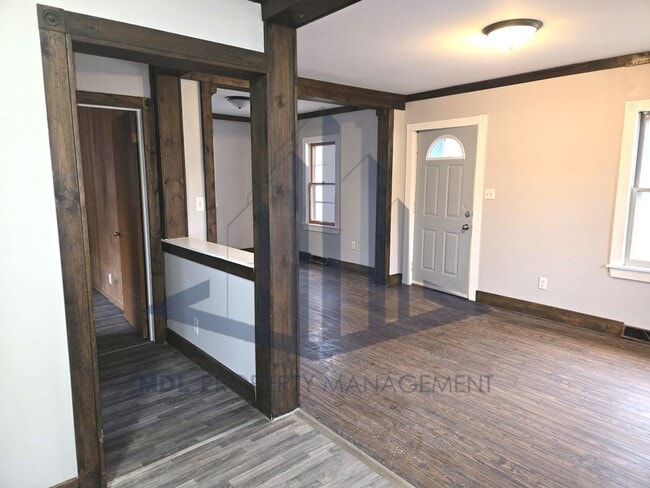 Building Photo - Charming and Affordable 1 bed 1 bath