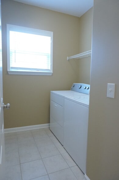 Laundry Room - 123 Somersby Blvd