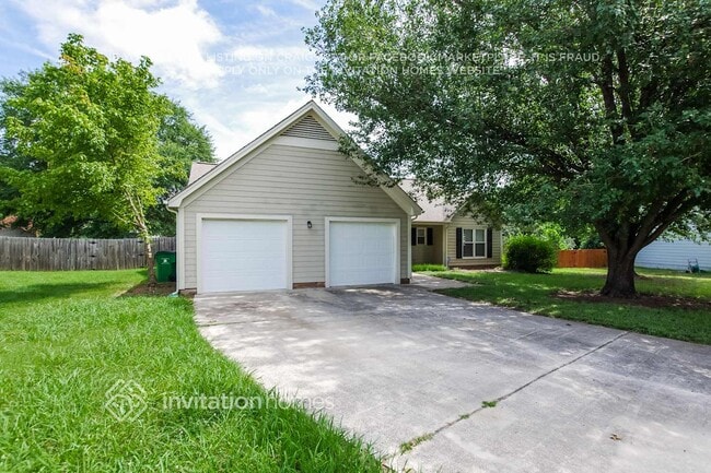 Primary Photo - 13505 Thicket Ct