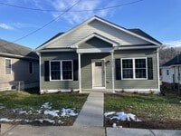 Building Photo - 1013 Ohio St