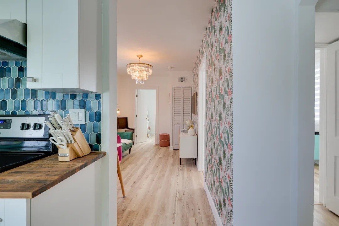 Building Photo - 1320 SW 11th St