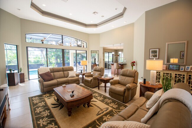 Building Photo - 8060 Kiawah Trce