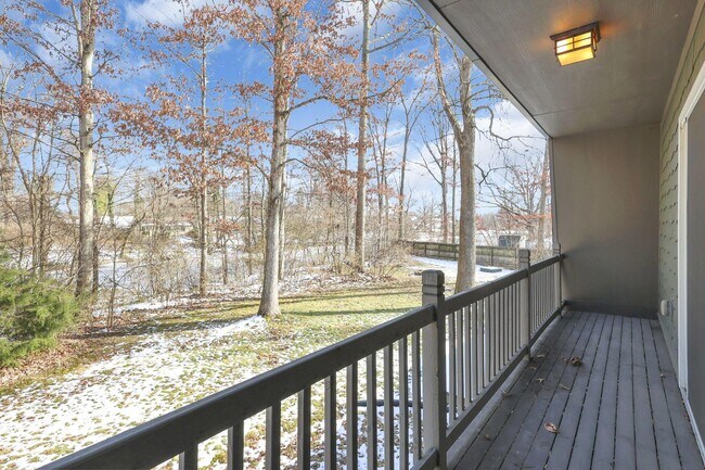 Building Photo - 2844 Wildwood Rd