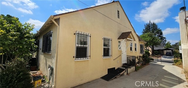 Building Photo - 1704 Edgewood Dr