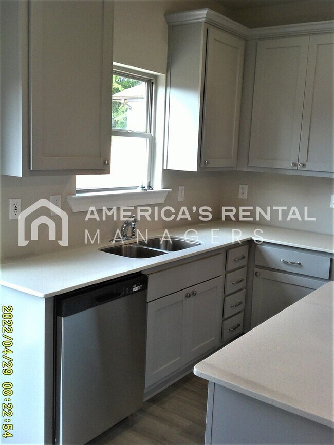Building Photo - Spacious Home for Rent in Meridianville, AL... COMING SOON!