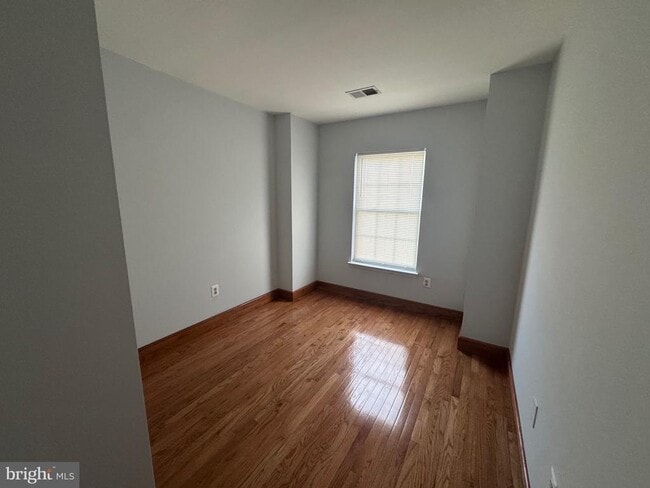 Building Photo - 3996 Royal Lytham Dr