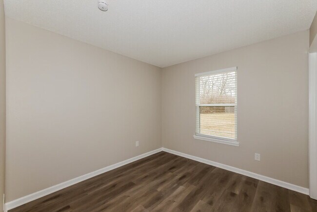 Building Photo - 11628 High Grass Dr