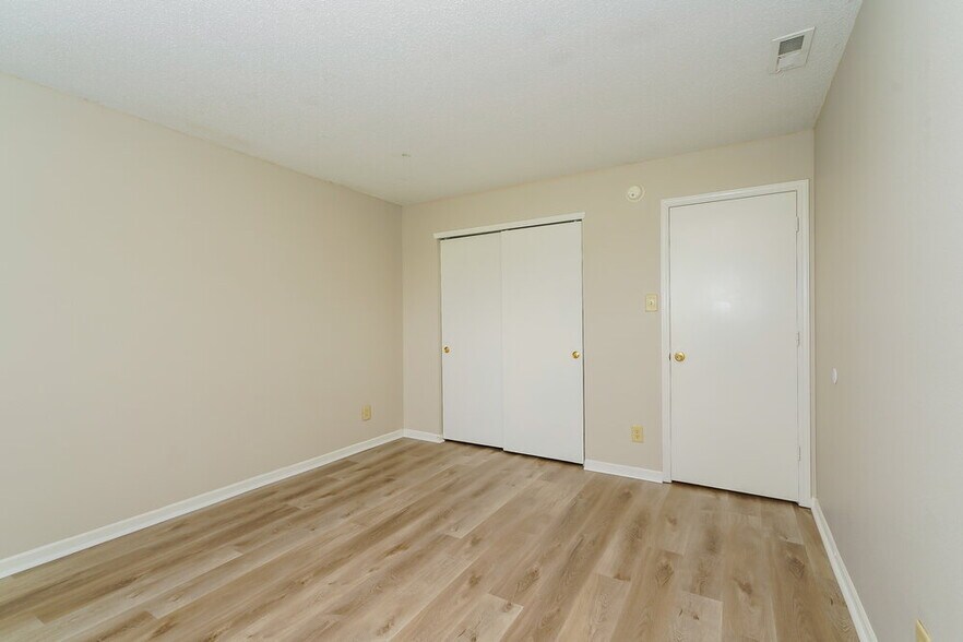 Building Photo - 8425 Adams Mills Pl