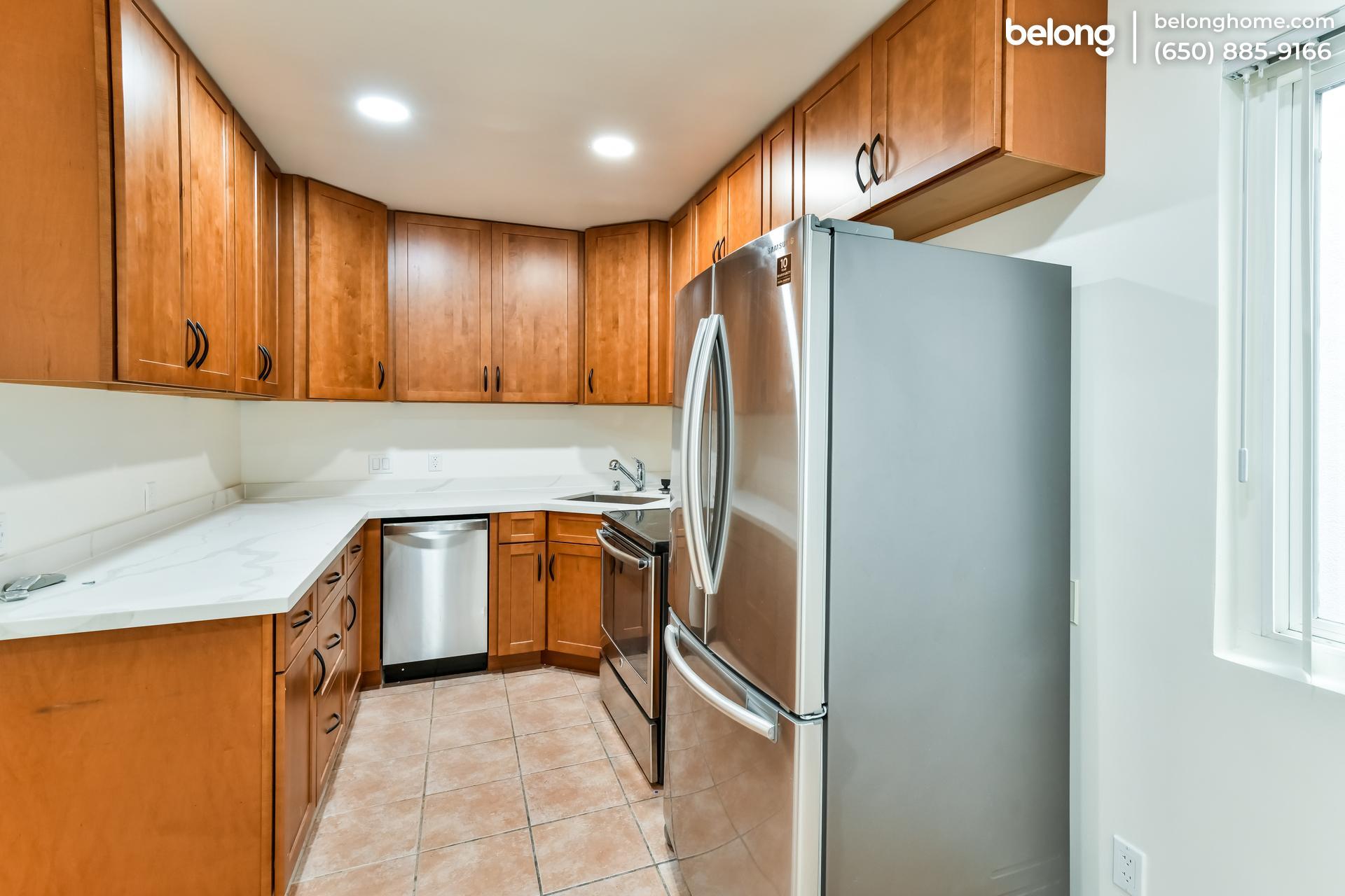 Building Photo - 1250 E Ocean Blvd