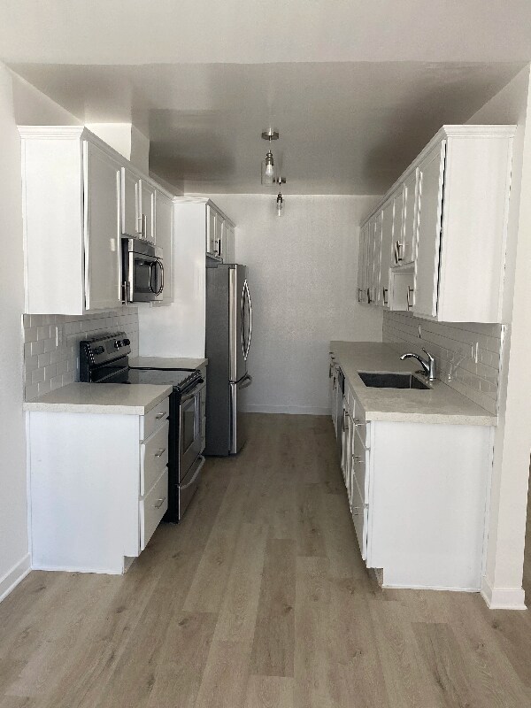 Building Photo - 5335 Yarmouth Ave