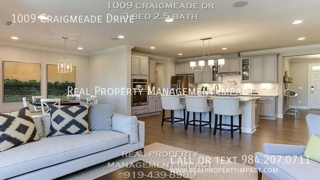 Building Photo - 1009 Craigmeade Dr