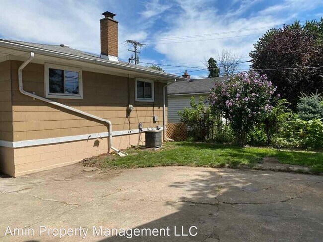 Building Photo - 3 br, 2 bath House - 8520 Continental