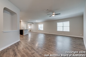 Building Photo - 422 Sabine River