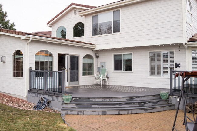 Building Photo - Evolve Real Estate: Available Immediately 3 Bedroom on a Huge Lot Facing Open Space! No Pets.