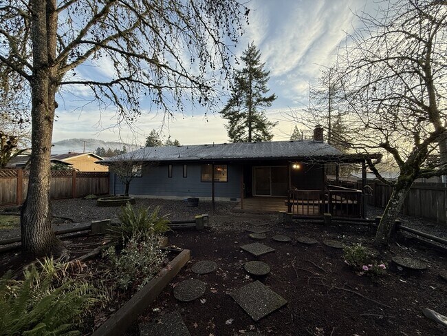 Building Photo - 2134 NW Watters St