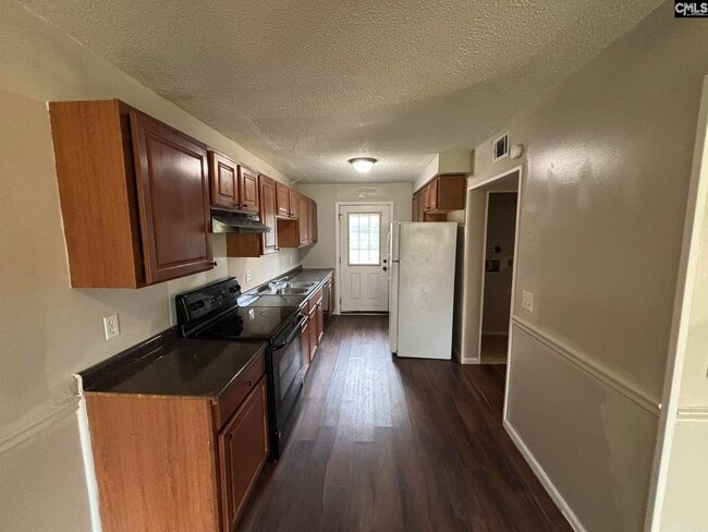 Building Photo - 209 Timber Ct