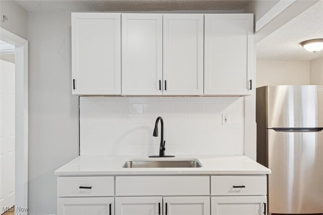 Building Photo - 21750 Westport Ave