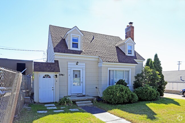 Building Photo - 2961 Prynne St
