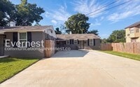 Building Photo - 129 Majuba Ave